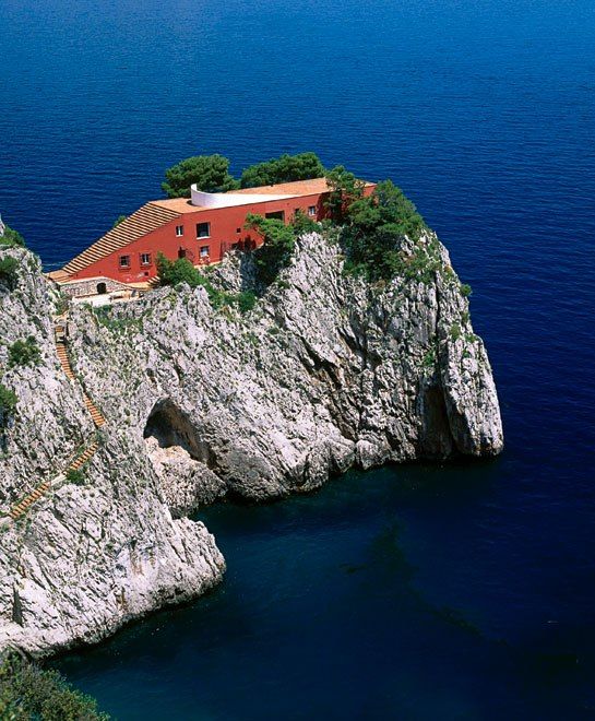 villa malaparte.jpg